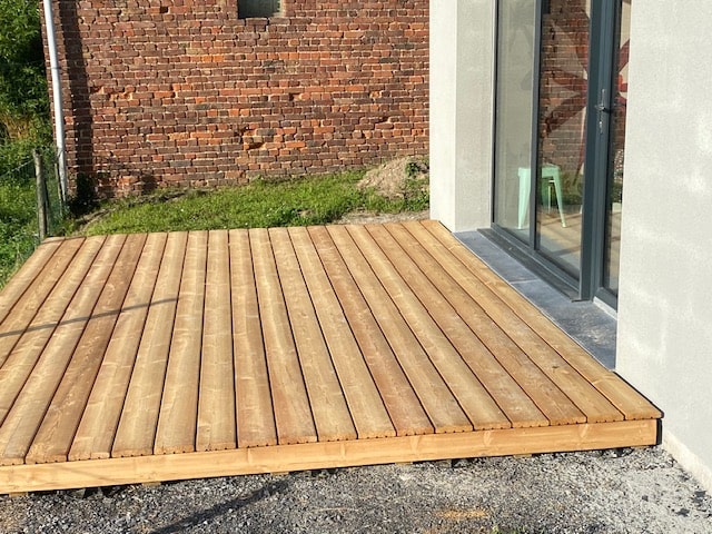 terrasses et cheminement bois